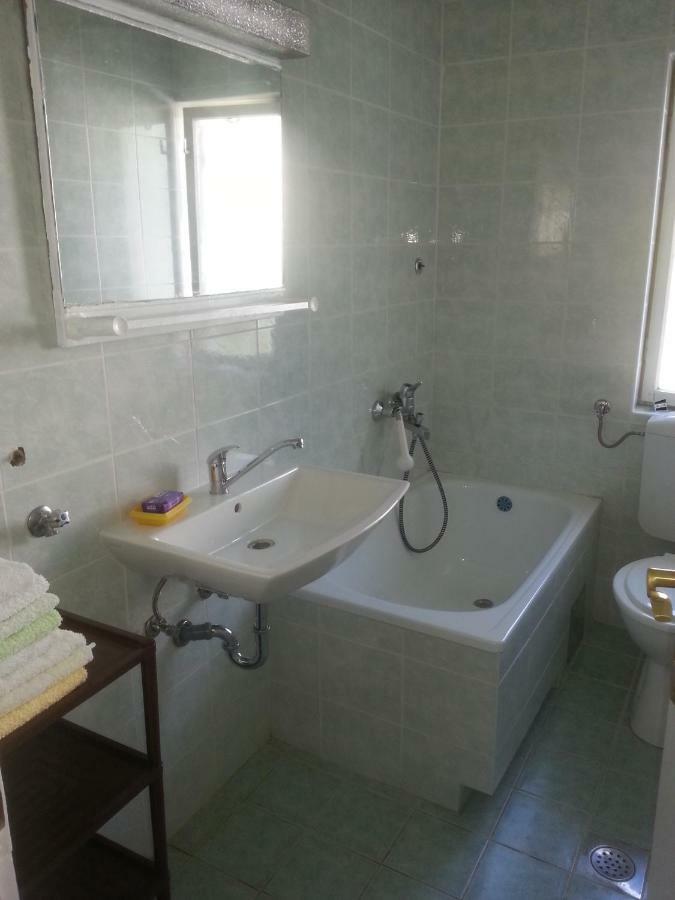 Ante Apartmani Crikvenica Exterior foto